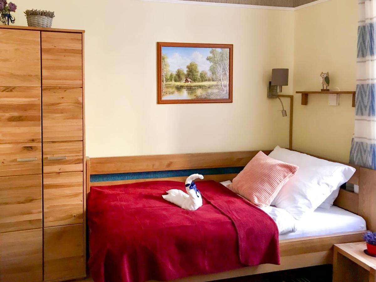 Golden Wood Apartments Plzen Bagian luar foto