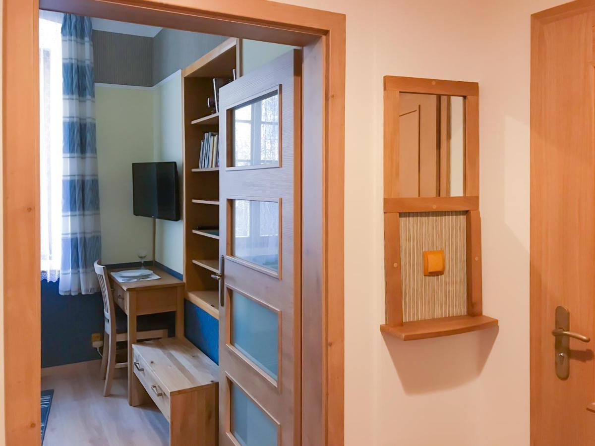 Golden Wood Apartments Plzen Bagian luar foto