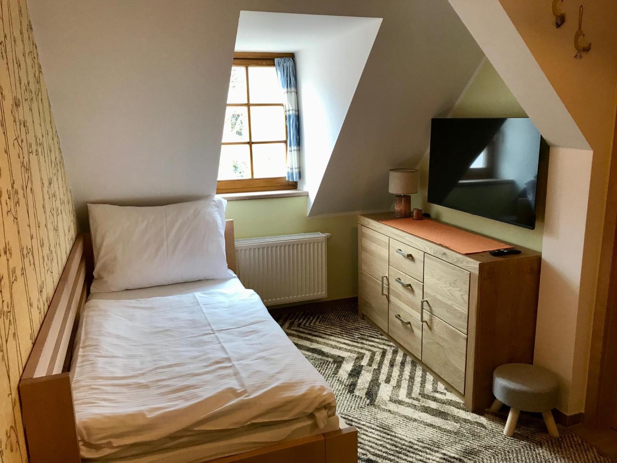 Golden Wood Apartments Plzen Bagian luar foto